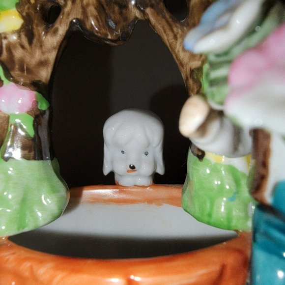 Vintage Boy at the Wishing Well Figurine - Picture 8 of 11